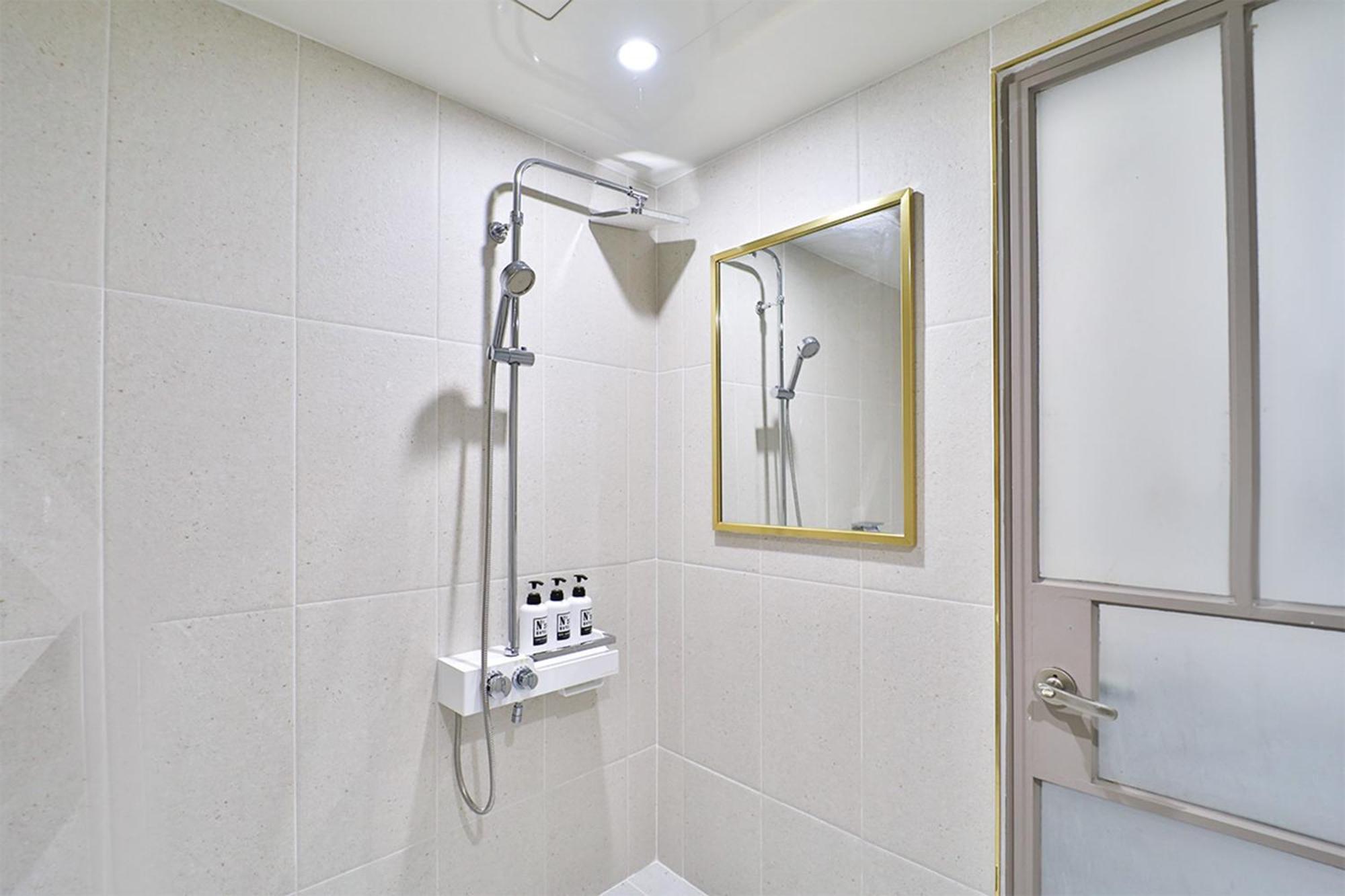 Calm Rest Hotel Busan Sasang Ngoại thất bức ảnh