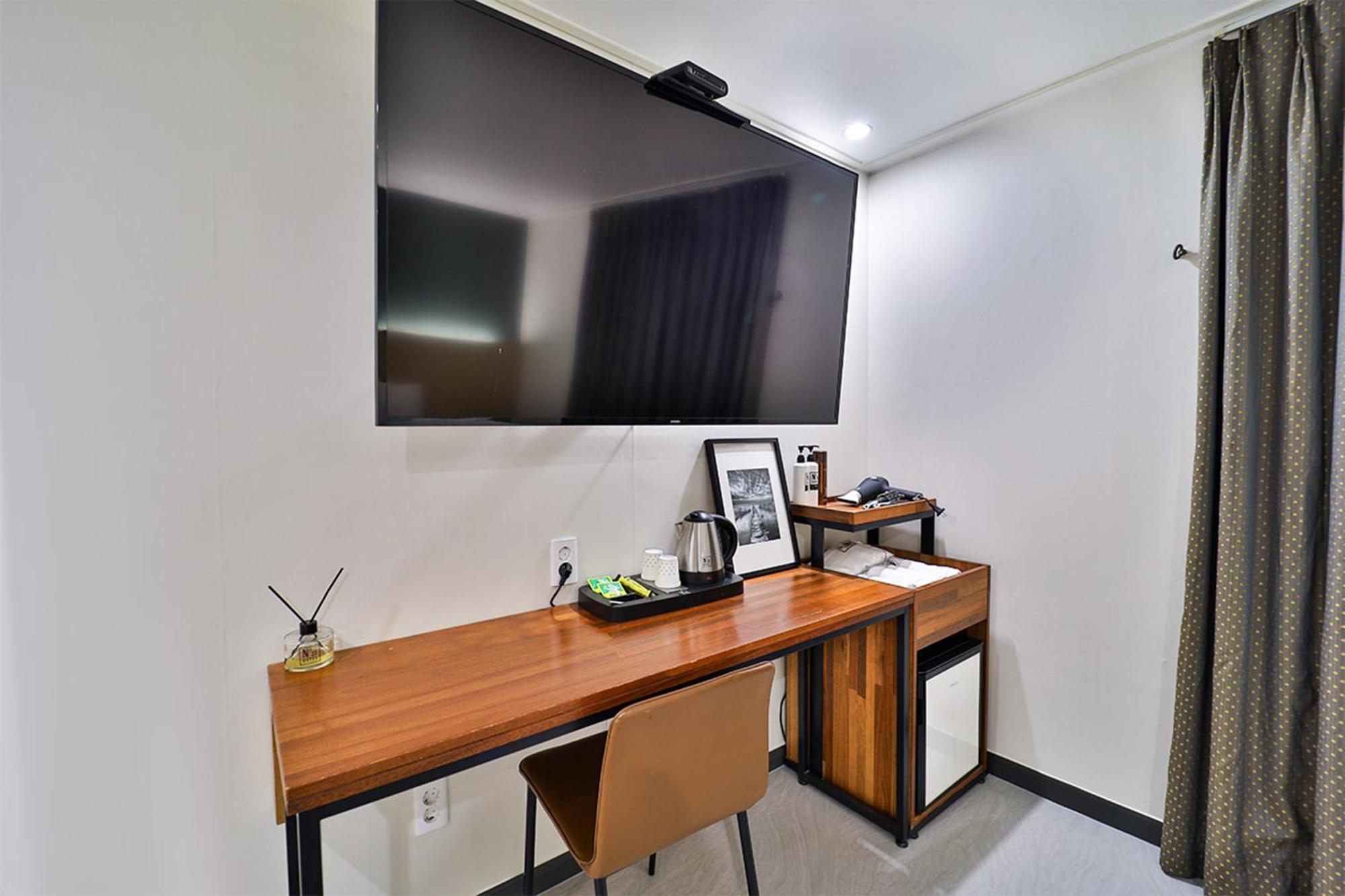 Calm Rest Hotel Busan Sasang Ngoại thất bức ảnh