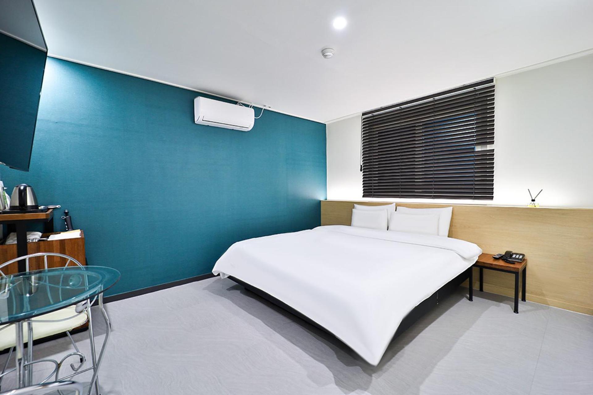 Calm Rest Hotel Busan Sasang Ngoại thất bức ảnh